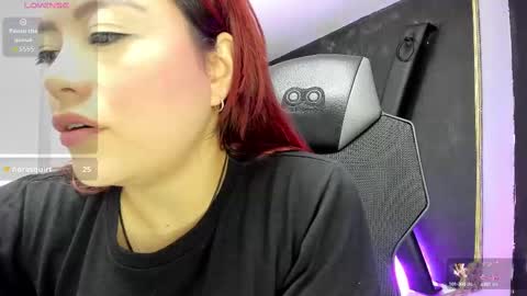 Snapshot of darlingbdsm_ chatting on September 10, 1:34 pm Darling online show from September 10, 1:34 pm