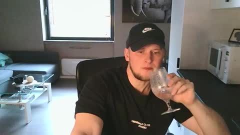 Dario online show from November 2, 12:05 pm