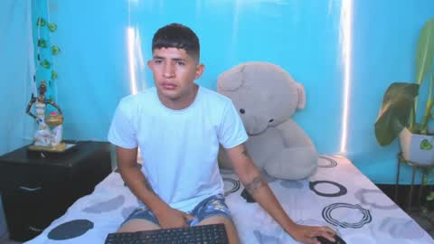 darwinandbrayan online show from July 18, 2:52 pm