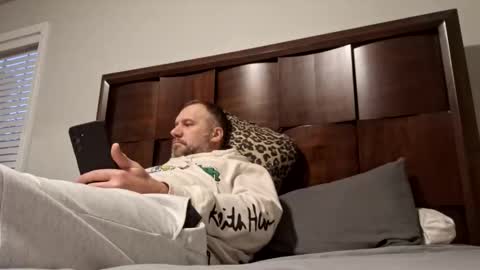 Snapshot of daryldman chatting on November 1, 11:42 am daryldman online show from November 1, 11:42 am