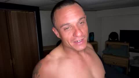 dave875126 online show from May 19, 1:01 am