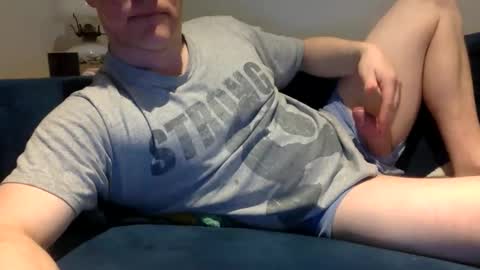 daveb709709709 online show from March 27, 2:06 am