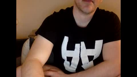 daveb709709709 online show from April 2, 1:46 am