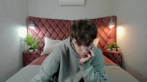 Dave online show from March 31, 7:14 pm