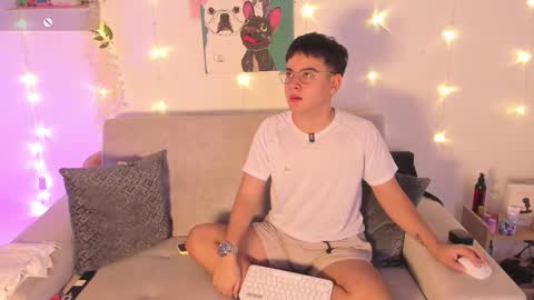 david_and_friend online show from January 14, 10:29 pm