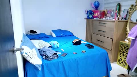 david_hot44 online show from November 9, 6:17 am