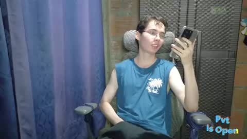 ProgrammerBoy online show from August 3, 1:40 am