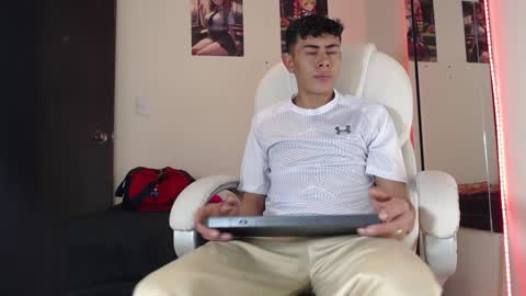 david online show from December 18, 11:45 am