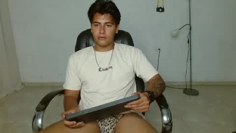 David Bless online show from June 3, 2:47 am