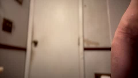 davidcav240 online show from November 2, 12:43 am