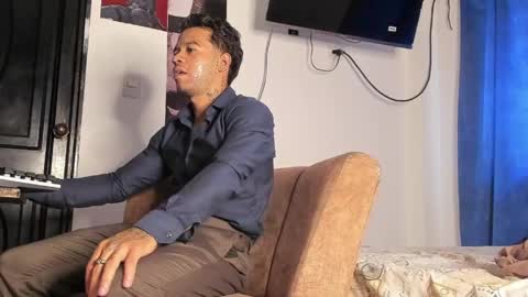 Davide online show from April 19, 6:54 pm