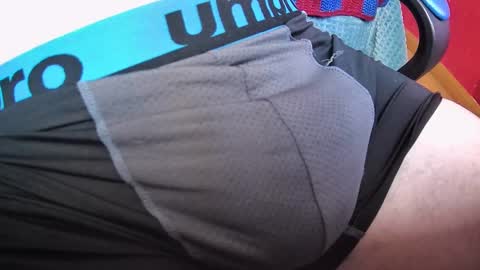 Hugo online show from December 5, 12:17 pm