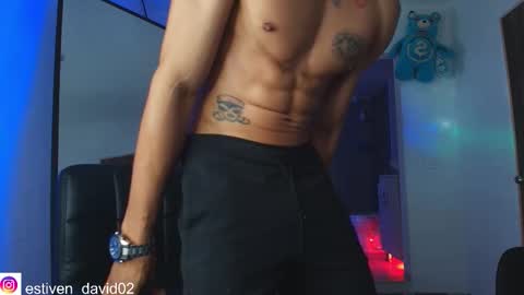 Estiven online show from October 10, 11:31 pm