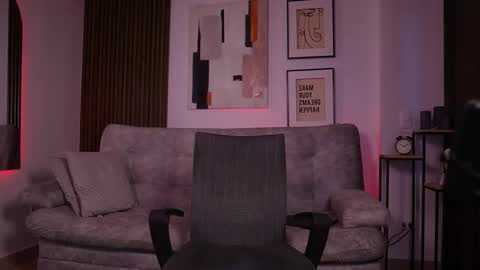 Davies brown    schedule 12pm to 5pm col time online show from October 10, 9:19 pm