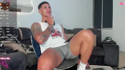 Snapshot of davis_alx chatting on February 18, 11:52 pm davis  instagram davis alx1 online show from February 18, 11:52 pm