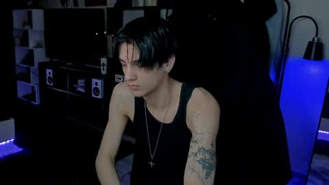davis online show from May 23, 12:56 pm