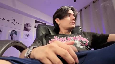 davoxer online show from March 19, 4:18 am