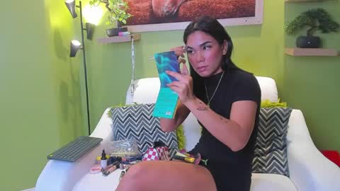 dayan_torres online show from May 23, 11:28 am