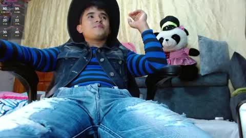 dayro_dduran online show from April 5, 8:06 pm