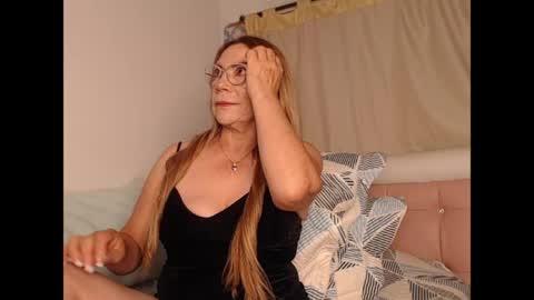 Dayse  online show from May 19, 9:49 am