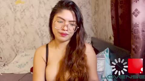 daze2love online show from January 1, 6:47 am