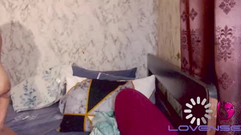 daze2love online show from January 12, 12:39 am