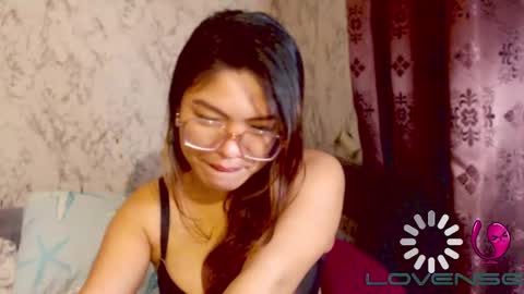 daze2love online show from December 26, 9:55 am