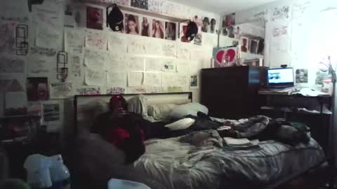 dbeamon92 online show from February 13, 1:53 am