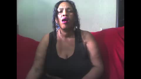 Snapshot of ddboobsnipples chatting on January 14, 7:17 am ddboobsnipples online show from January 14, 7:17 am