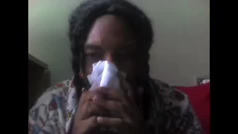 Snapshot of ddboobsnipples chatting on January 9, 10:20 am ddboobsnipples online show from January 9, 10:20 am