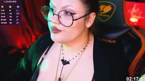 Luna online show from March 31, 6:19 pm