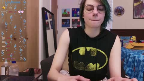 Snapshot of deadratsoup chatting on January 27, 7:13 pm Rat online show from January 27, 7:13 pm