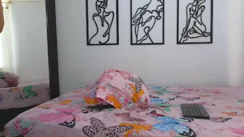 Snapshot of deam_broowm chatting on February 20, 8:36 pm Andres online show from February 20, 8:36 pm