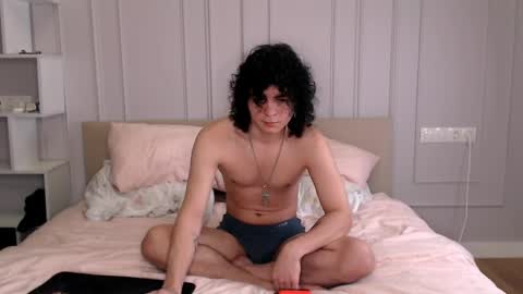 dean_raven online show from May 10, 12:28 am