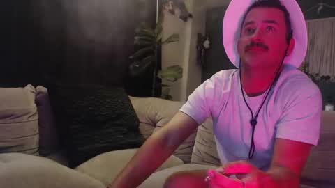 Atreyu online show from April 8, 12:24 am