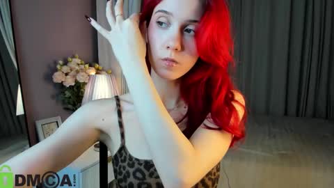 Snapshot of dearly_emily chatting on September 13, 4:09 pm Emily GMT2 Mon 10 AM - 4 PM Wed 10 AM - 4 PM Thu 10 AM - 4 PM Fri 10 AM - 4 PM Sat 10 AM - 4 PM online show from September 13, 4:09 pm