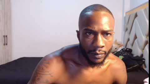 debayo online show from May 25, 8:48 pm