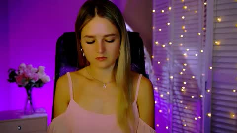 Debora online show from November 18, 4:15 am