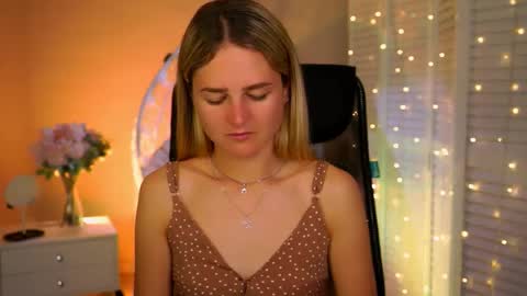 Debora online show from June 1, 3:19 am