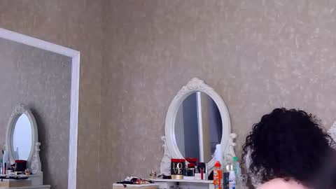 DeenaJay online show from February 18, 6:13 am