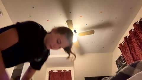 deepthroatqueen33 online show from October 13, 12:56 am