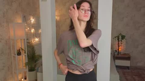 Amy online show from September 24, 7:42 pm