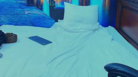 DEIBY online show from December 17, 11:44 pm