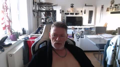 deinprinz2312 online show from March 4, 8:44 am