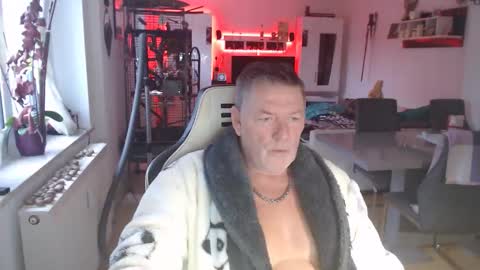 deinprinz2312 online show from October 16, 6:02 am