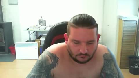 deinspielzeug87 online show from November 18, 2:42 pm