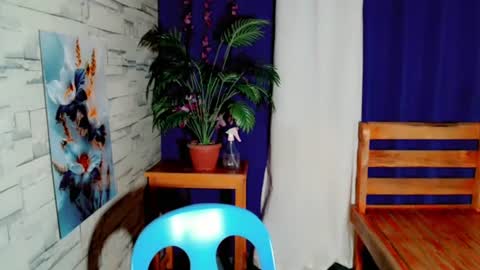 kira online show from July 28, 3:32 pm