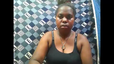 deliah712909 online show from September 17, 7:23 am