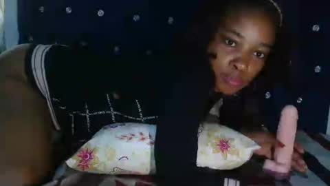 delicacylicious_babe online show from May 1, 5:01 am