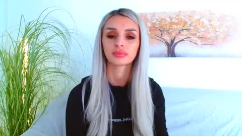 deliciaalove online show from February 26, 7:42 pm